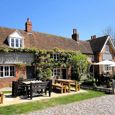 The Cherry Tree Inn Henley-on-Thames Zewnętrze zdjęcie